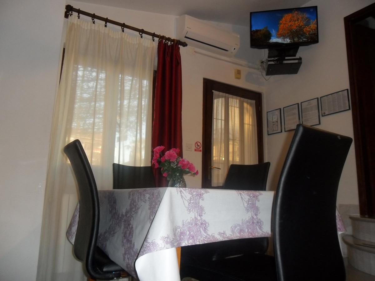 Vile Park Apartments Poreč Eksteriør billede