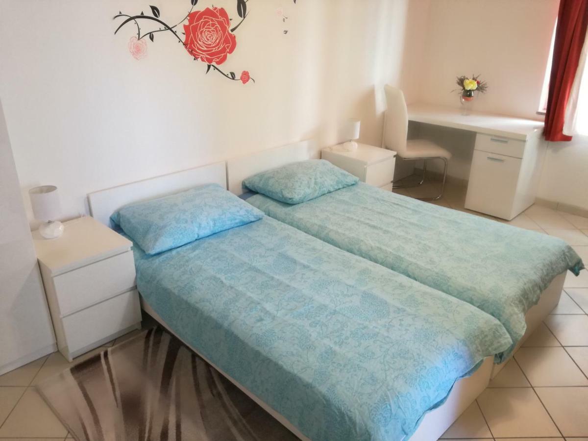 Vile Park Apartments Poreč Eksteriør billede